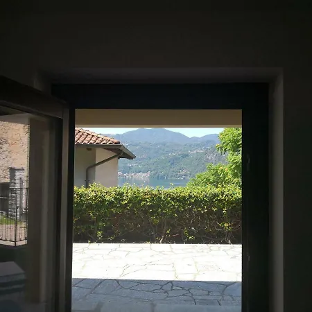 Casa Il Melograno Pettenasco